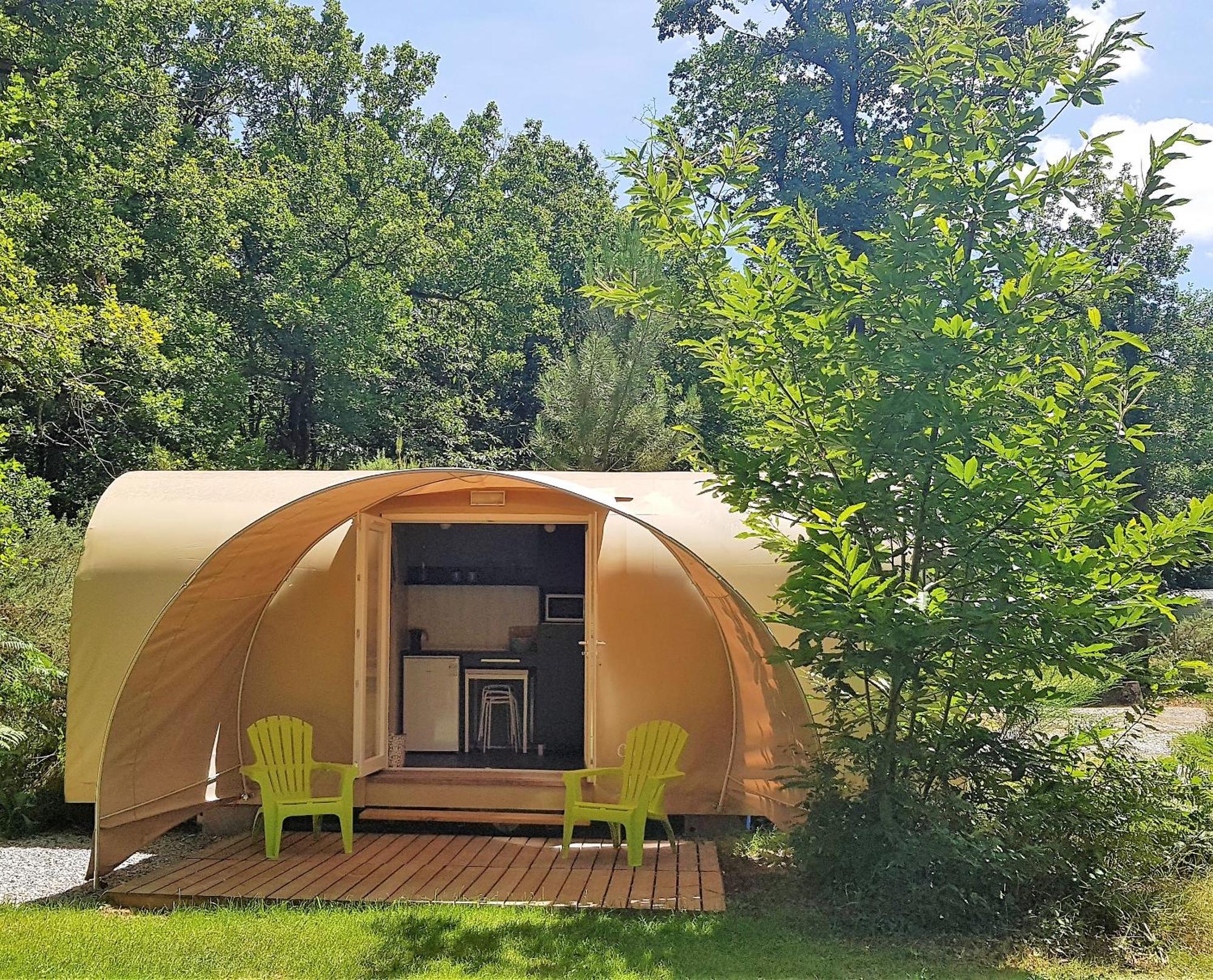 Camping Bois De St Hilaire Chalandray Esterno foto